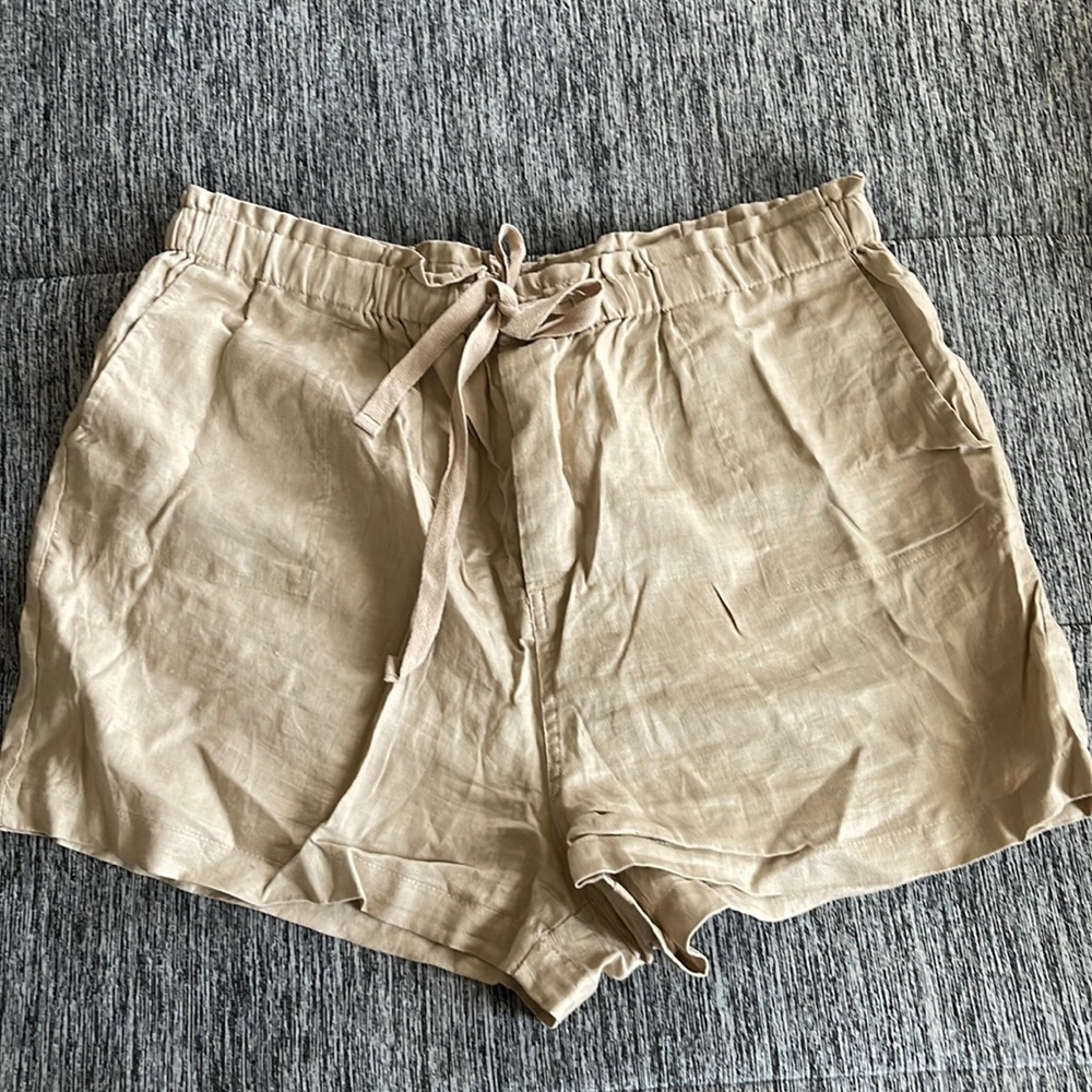 FOREVER 21 linen shorts